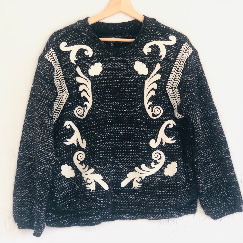 Lucky Brand Embroidered Balloon-Sleeve Sweater - M